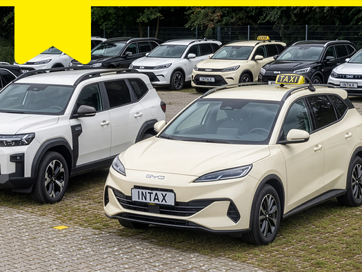 Lagerfahrzeuge am Standort Oldenburg mit Taxi- oder Mietwagen-Paket – INTAX Oldenburg